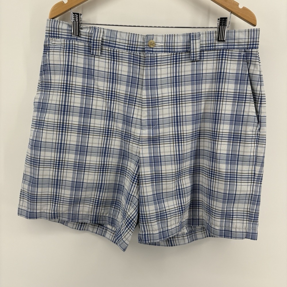 Izod PerformX Men's‎ 36 Golf Shorts White Blue Plaid